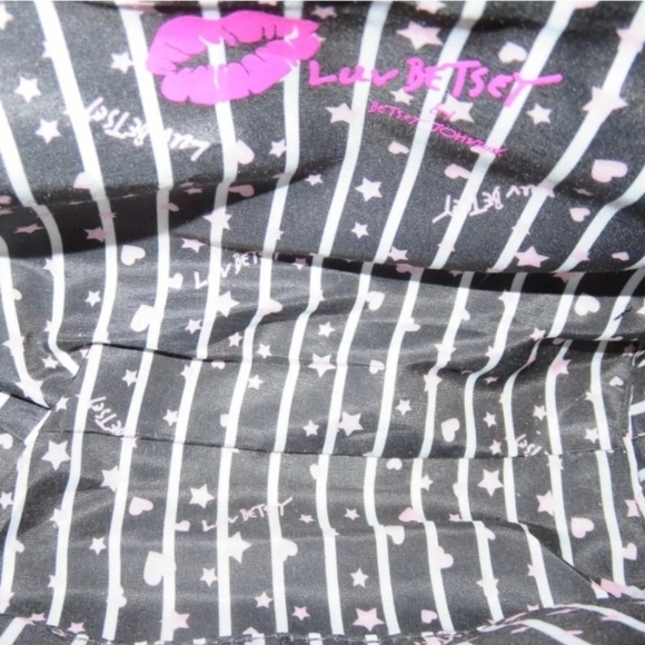 Betsey Johnson Luv Betsey Floral Leather Vegan Crossbody - Picture 5 of 5